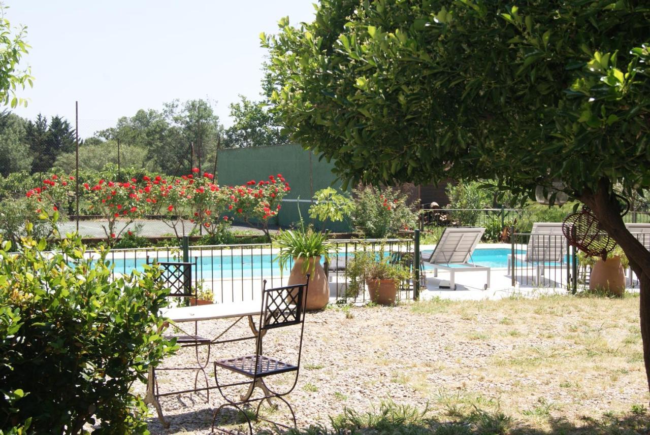 Bed and Breakfast Le Bourguet Solliès-Pont Exterior foto