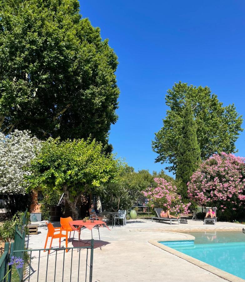 Bed and Breakfast Le Bourguet Solliès-Pont Exterior foto